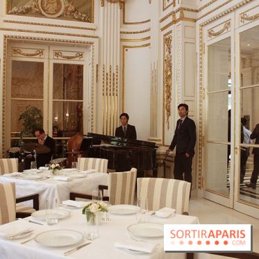 Peninsula : The Lobby