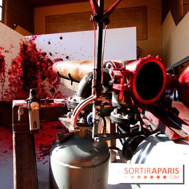 Shooting into the Corner  d'Anish Kapoor au Château de Versailles