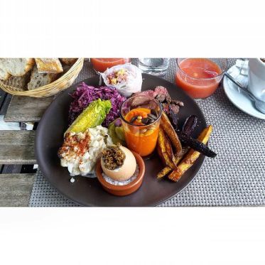 Le Playtime : la péniche terrasse piscine !