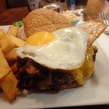 Manhatan Burger, Ellis Island Burger