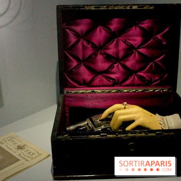 Persona, l'exposition terrifiante au Musée du Quai Branly