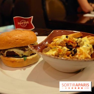 Hard Rock Chili Burger