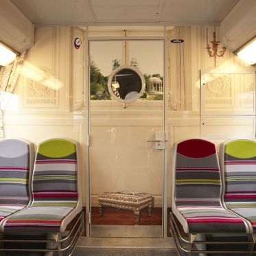 Les trains de la ligne C aux couleurs de Versailles