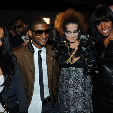 Solange Knowles
Usher
Marlies Dekkers
Kelly Rowland
