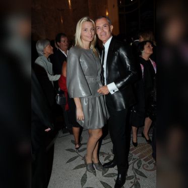 Sarah Marshall
Jean Claude Jitrois
