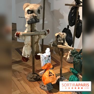 VIVRE!!, l'expo de la collection Agnes B au Palais de la Porte Dorée