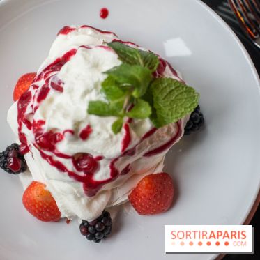 La belle armée : brasserie et bar à cocktail en face de l'Arc de Triomphe