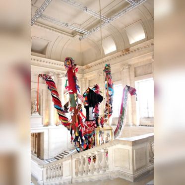 Mary Poppins, Joana Vasconcelos | photo © Sortiraparis.com