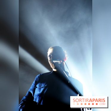 Vök en concert au Point Ephémère à Paris