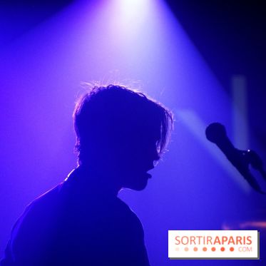 Vök en concert au Point Ephémère à Paris