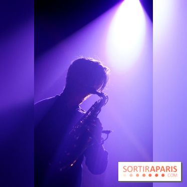 Vök en concert au Point Ephémère à Paris