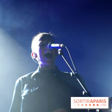 Vök en concert au Point Ephémère à Paris