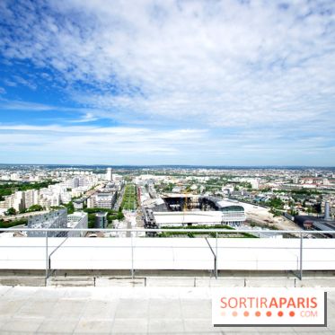 Réouverture du toit de la Grande Arche de La Défense