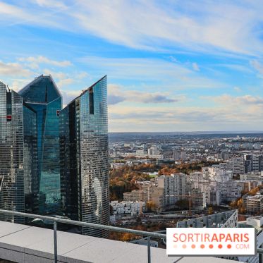 Réouverture du toit de la Grande Arche de La Défense