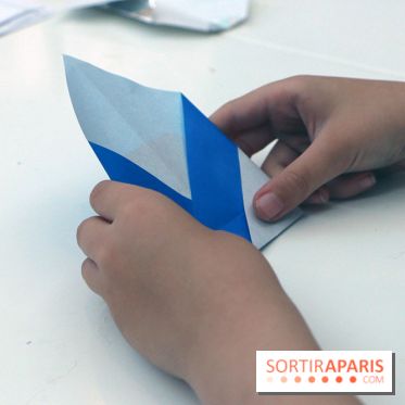 700 animaux en origami envahissent Beaugrenelle !