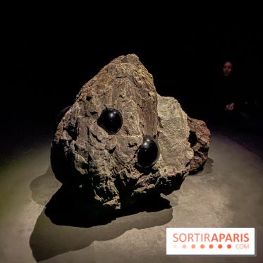 Stone Speakers : plongez dans l'exposition volcanique de Julian Charrière au Palais de Tokyo