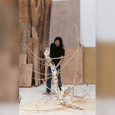 Les Cimes de l’Asphalte : l’exposition de Duy Anh Nhan Duc à l’Espace Richaud, à Versailles