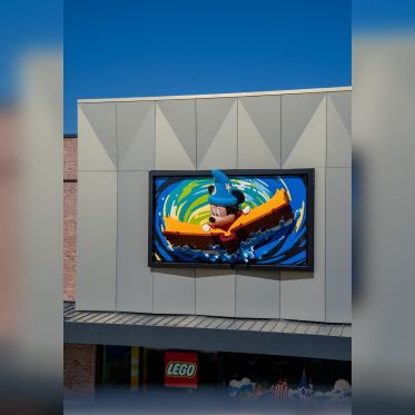 Disney Village : réouverture du LEGO Store ce printemps