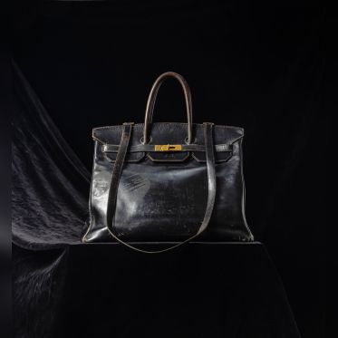 Fashion Icons : exposition gratuite du Birkin original chez Sotheby's Paris