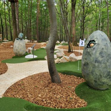 Mini-golf du parc Aventure Floréval : le parcours pour toute la famille
