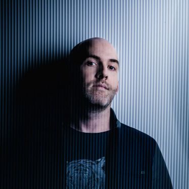 Swami : le spectacle entre magie, mentalisme et réalité virtuelle à la Grande Halle de La Villette