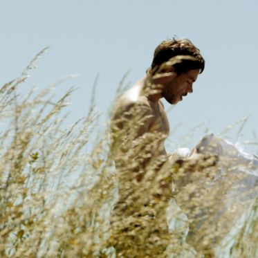 Sauvage, de Camille Vidal-Naquet : critique et bande-annonce