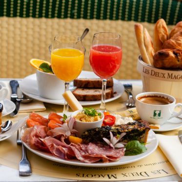 La brasserie Les Deux Magots lance son brunch