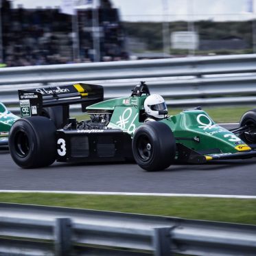 Formule 1 : Romain Grosjean indemne après un violent crash au Grand Prix du Bahrein