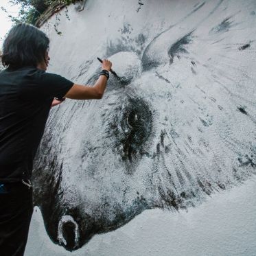 Venez peindre une œuvre avec l'artiste Ruben Carrasco à la Galerie Goldshteyn-Saatort 