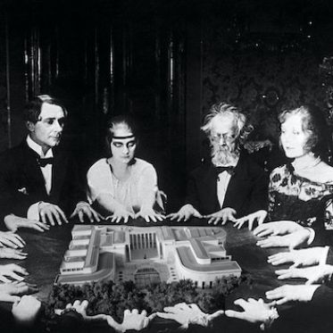 Exposition Le Grand Désenvoûtement au Palais de Tokyo