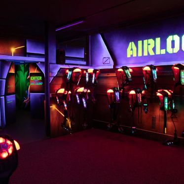 Laser World La Défense : le laser game et karaoké à La Garenne-Colombes