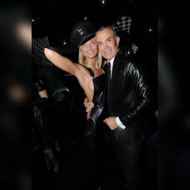 Sarah Marshall
Jean Claude Jitrois
