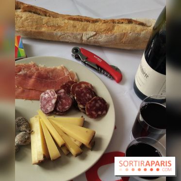 Planche + bouteille Le P'tit Pinard