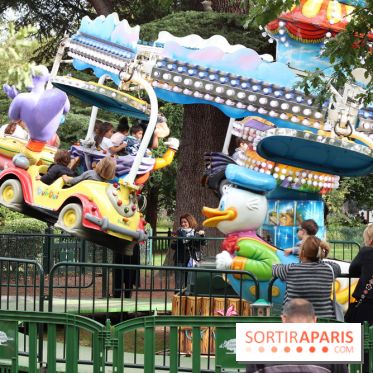 Le Village des Manèges provisoire du Jardin d'Acclimatation