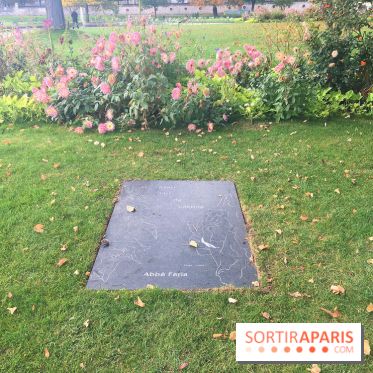 FIAC 2017 au Jardin des Tuileries - Ryan Gander, Our time is limited (Proposal for the grave of Abbé Faria), 2016