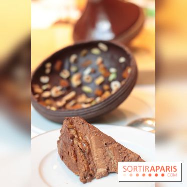 Bûche de Noël toupie du Shangri-La Paris 2017