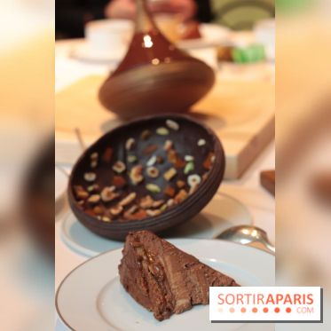 Bûche de Noël toupie du Shangri-La Paris 2017