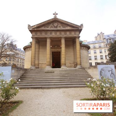 Un monde de plis à la chapelle Expiatoire