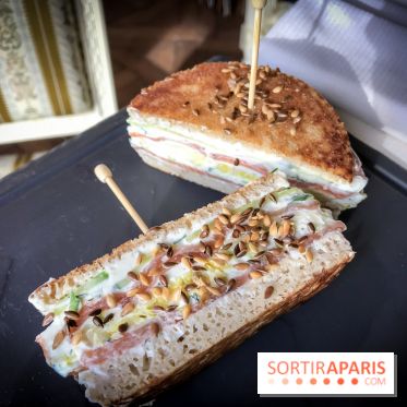 Le restaurant-salon de thé Pouchkine Madeleine