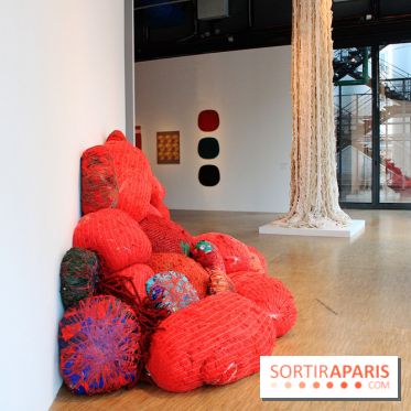 Sheila Hicks, Rempart au Centre Pompidou : les photos de l'exposition