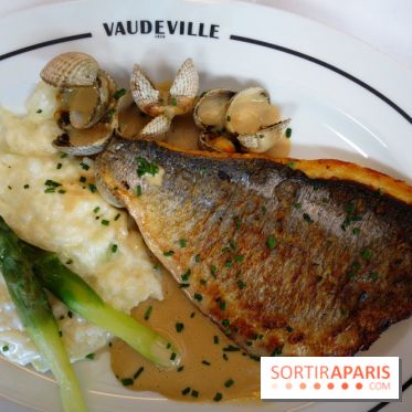 Le Vaudeville à Paris : cuisine traditionnelle et fruits de mer pour la brasserie centenaire