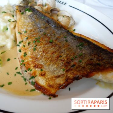 Le Vaudeville à Paris : cuisine traditionnelle et fruits de mer pour la brasserie centenaire