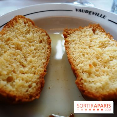 Le Vaudeville à Paris : cuisine traditionnelle et fruits de mer pour la brasserie centenaire