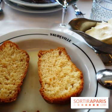 Le Vaudeville à Paris : cuisine traditionnelle et fruits de mer pour la brasserie centenaire