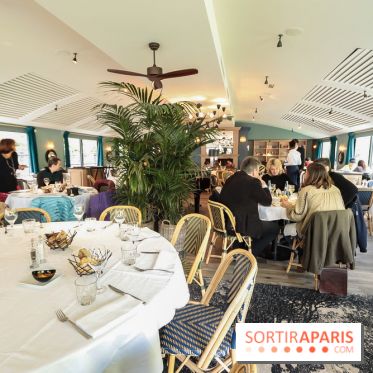 Le River Café, la péniche terrasse-restaurant se renouvelle