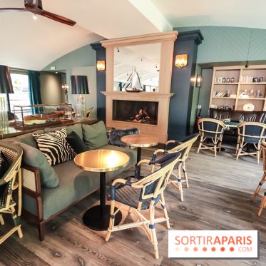 Le River Café, la péniche terrasse-restaurant se renouvelle