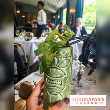 Le River Café, la péniche terrasse-restaurant se renouvelle