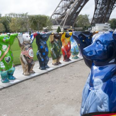 Les oursons géant du Champs de Mars à Paris, Les United Buddy Bears à Paris