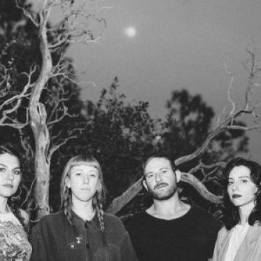 Feels + Young like Old Men : Concerts pop aux Mains d'Œuvres