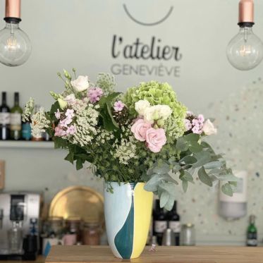 Des Cadeaux de Noël personnalisés avec la peinture sur céramique à l'Atelier Geneviève